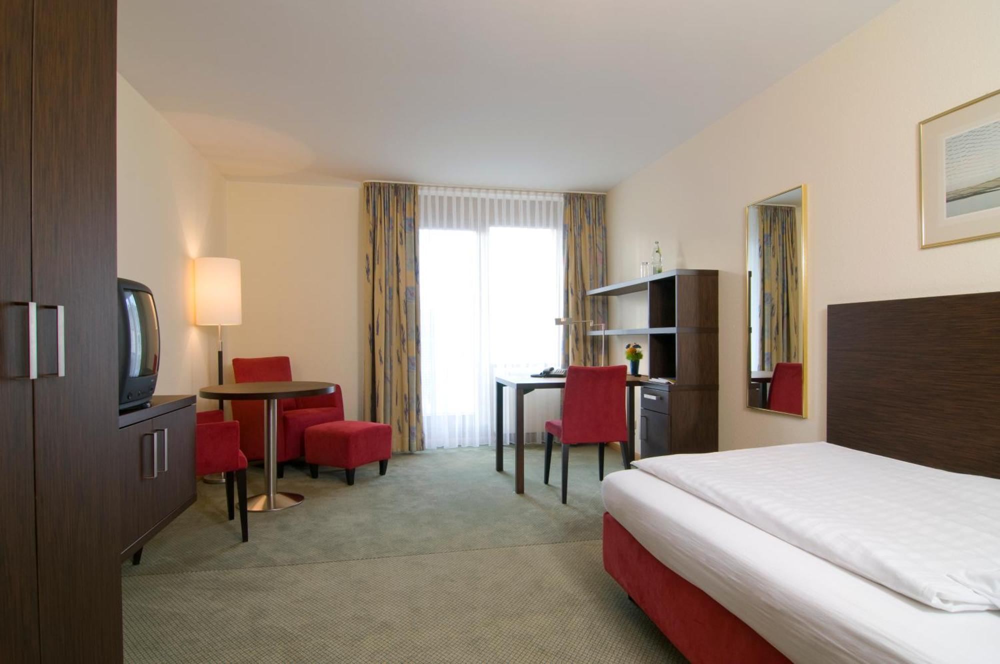 Aparthotel Forum Am Westkreuz 3*